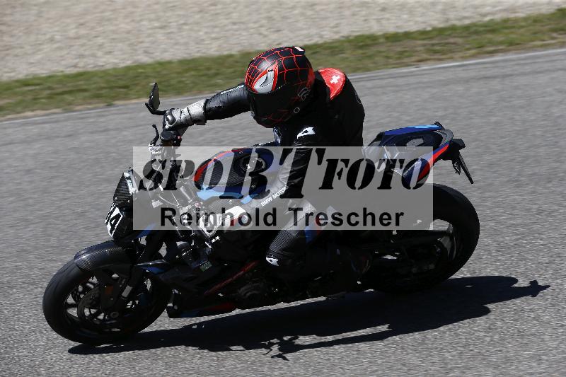 /15 22.05.2026  Plüss Moto Sport  Discover the Bike ADR /Gruppe gruen - Bike 1/64